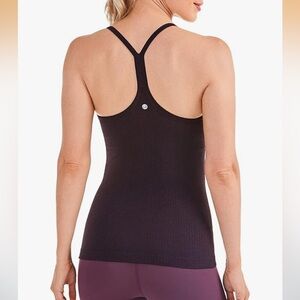 EUC CRZ YOGA Arctic Plum Seamless Ribbed Racerback Tank Top Padded Slim Fit M
